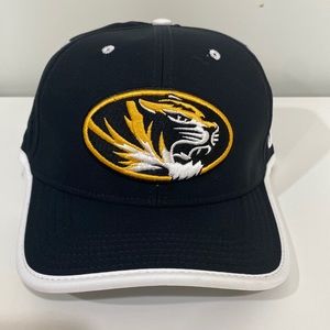 Nike Mizzou breathable hat black OSFM black